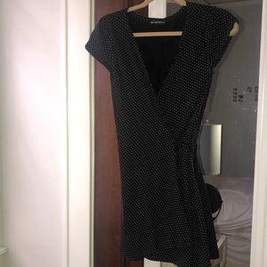 Brandy Melville wrap around dress